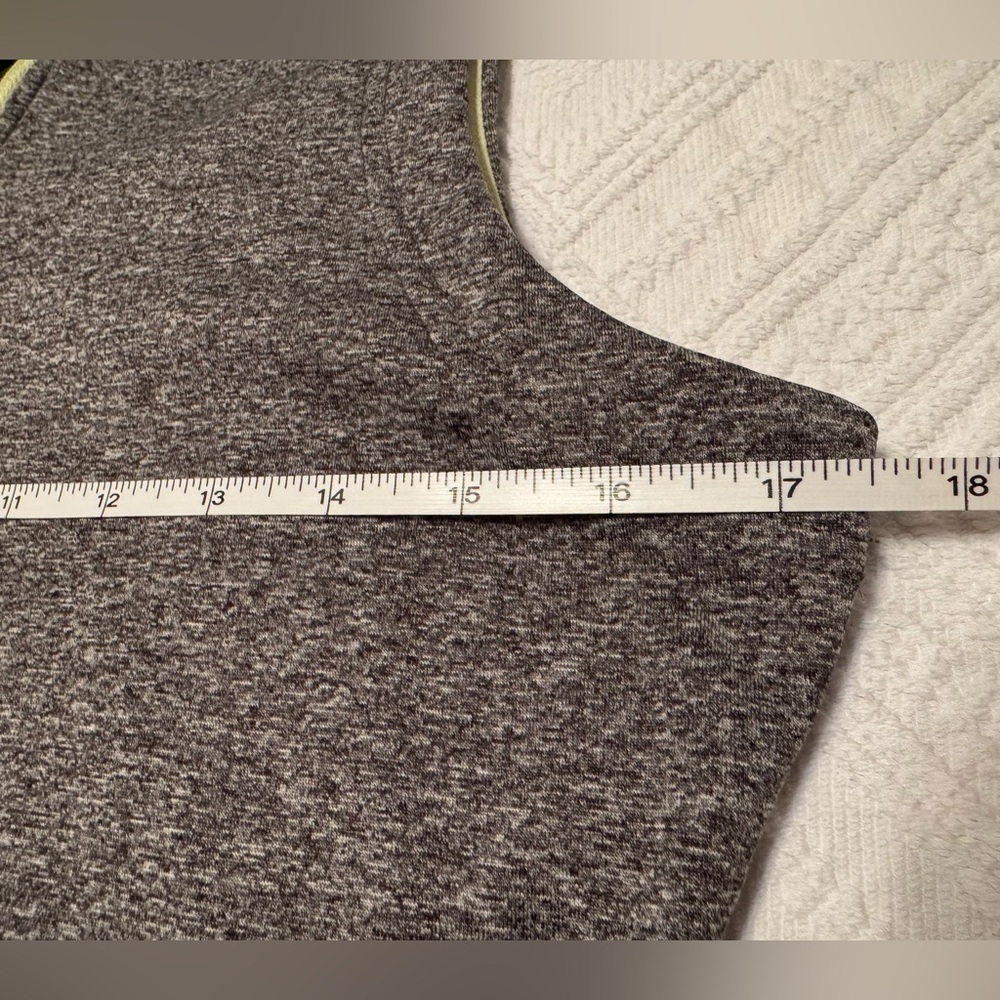 Women’s Tek Gear Warm Gear sleeveless hoodie jacket - gray and neon - small - Picture 11 of 13